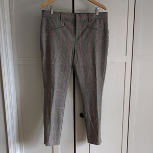 GAP Signature Skinny Ankle Gray and Red Checkered Pants